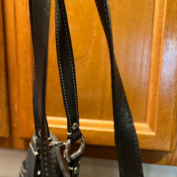 Black with silver hardware tote/shoulder bag - Picture 6 of 7